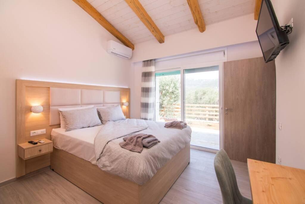Villa Di Pietra Liapades Exteriér fotografie
