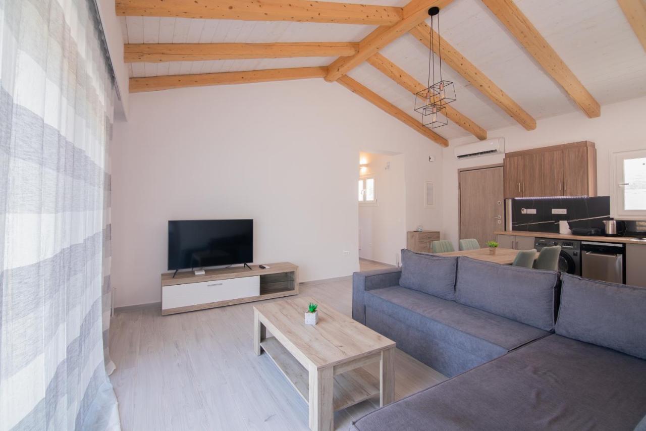 Villa Di Pietra Liapades Exteriér fotografie