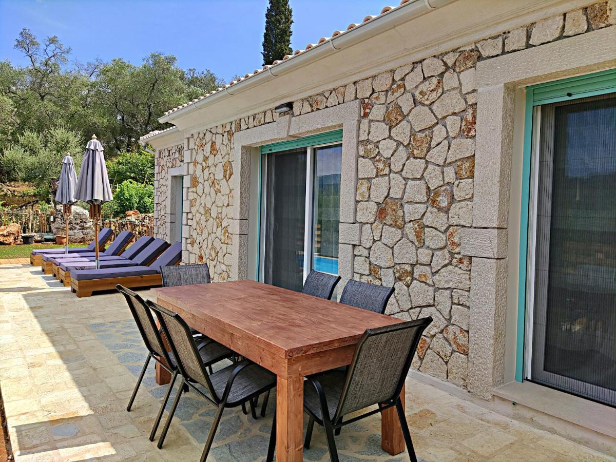 Villa Di Pietra Liapades Exteriér fotografie